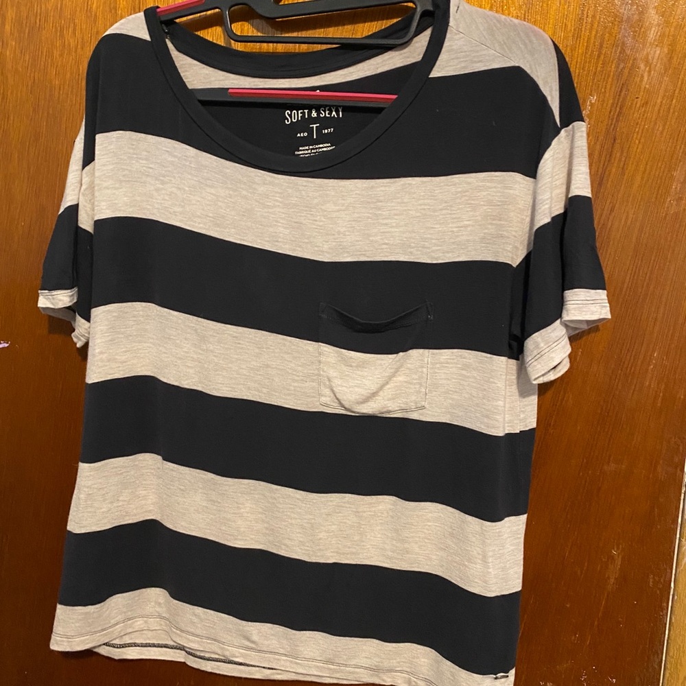 American eagle soft and sexy tee XS